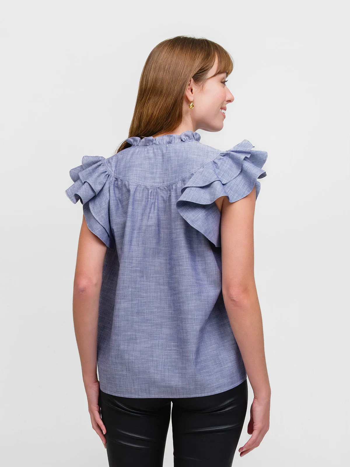 FLUTTER SLEEVE: DENIM DOES THE COUNTRY CLUB