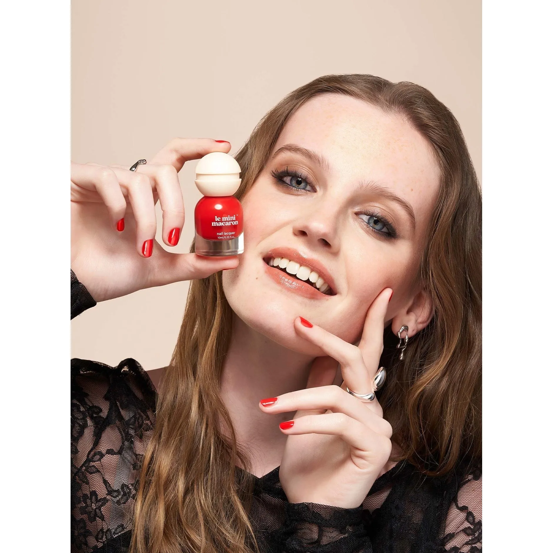 Le Mini Macaron - Nail Polish - Cherry Red