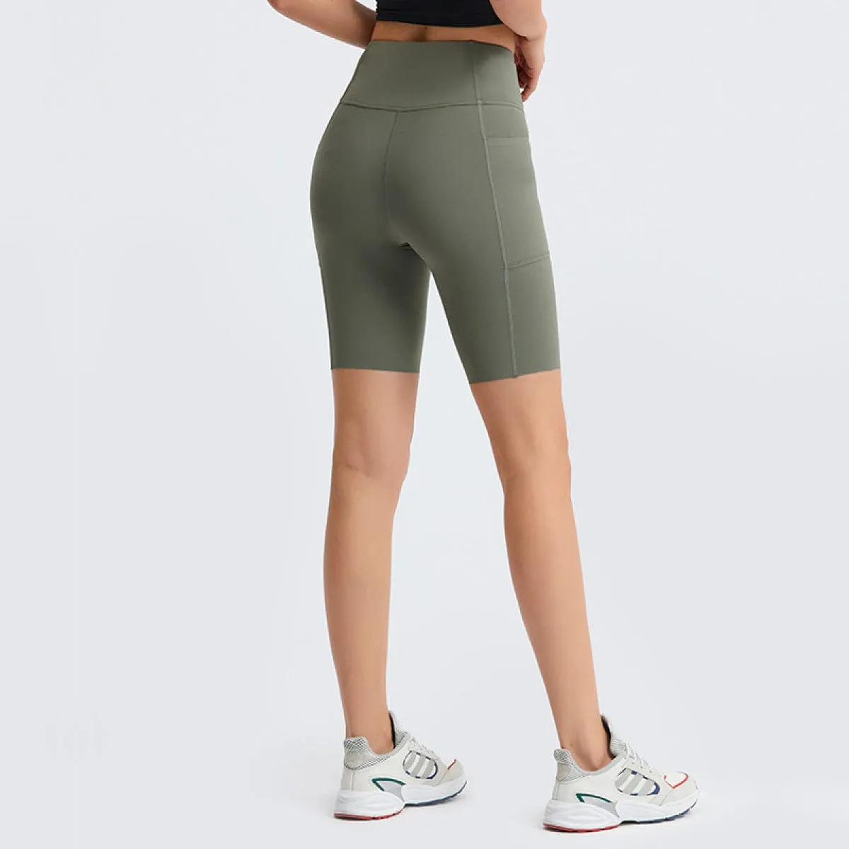 Solid Color Side Pockets Yoga Shorts
