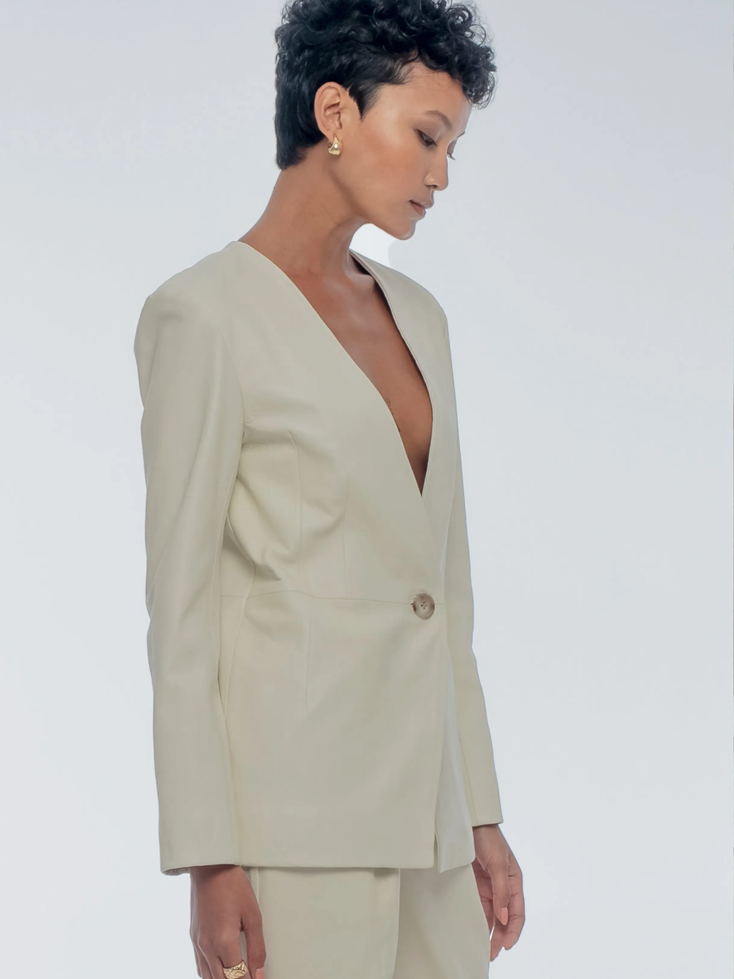 SOPHIA LEATHER BLAZER - COCONUT